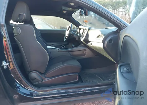 2021 Dodge Challenger R/T z USA, uszkodzony, nr VIN 2C3CDZBT3MH556094